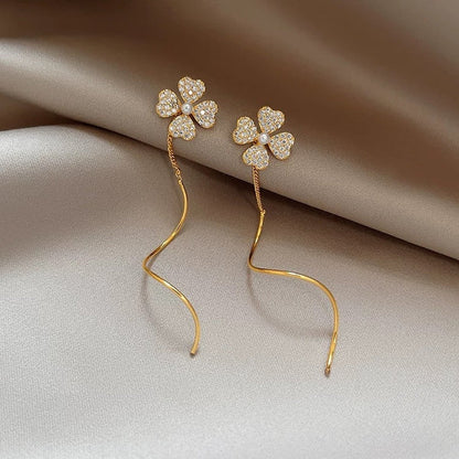 Four-leaf clover Flower Threader Earrings